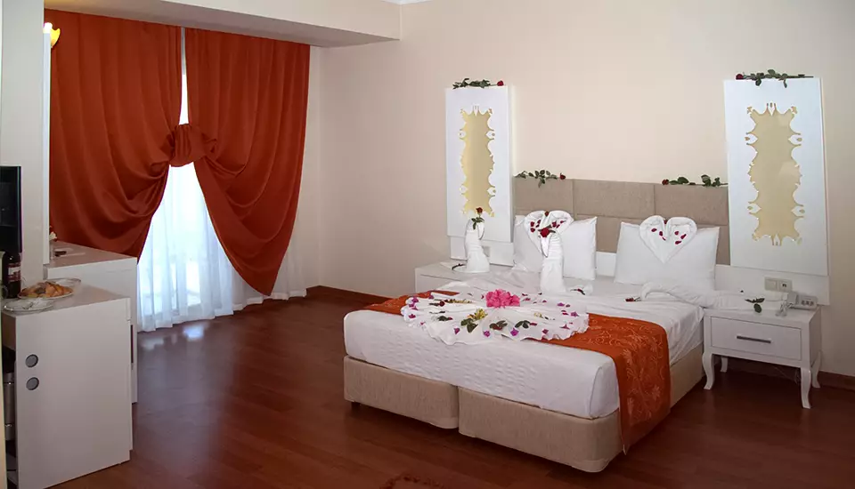 هتل گرند میرامور آنتالیا